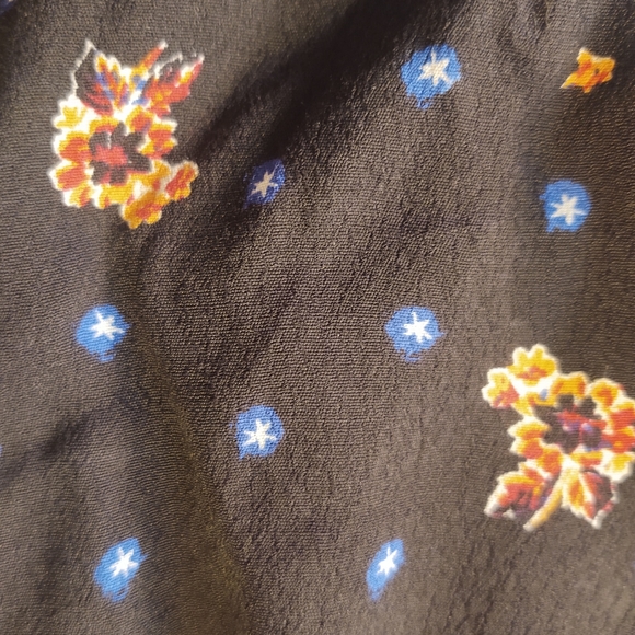 NWT FREE PEOPLE Black Floral Star Pattern Smocked Bodice Mini Dress Size XSmall - Picture 3 of 13